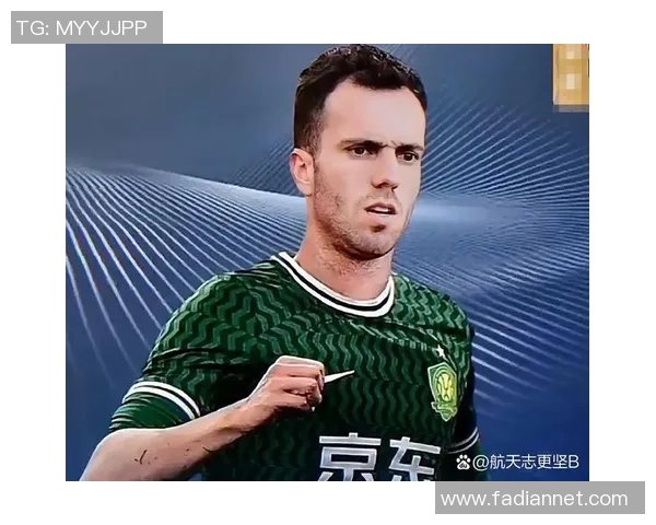 京东活动中获奖的足球明星究竟是谁引发了众多球迷的热议与关注